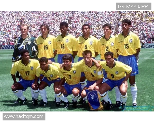 足球三剑客风采再现 聚焦传奇球星的巅峰时刻与无畏精神