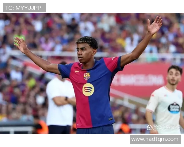 足球巨星猜谜游戏挑战你对球员的认知与热爱，快来猜猜谁是场上的英雄