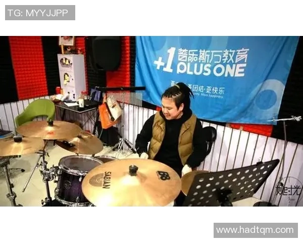 足球球星与化妆师的幕后故事:聚光灯下的默契与支持 足球球星与化妆师的幕后故事:聚光灯下的默契与支持