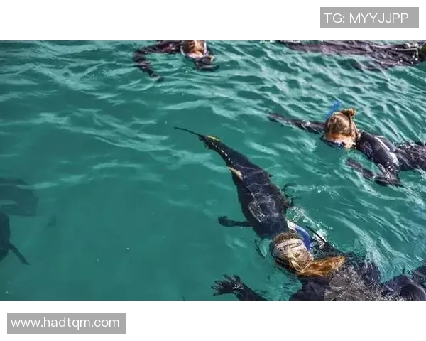 足球球星挑战钓鱼技巧 亲自体验湖畔静谧与竞技快感